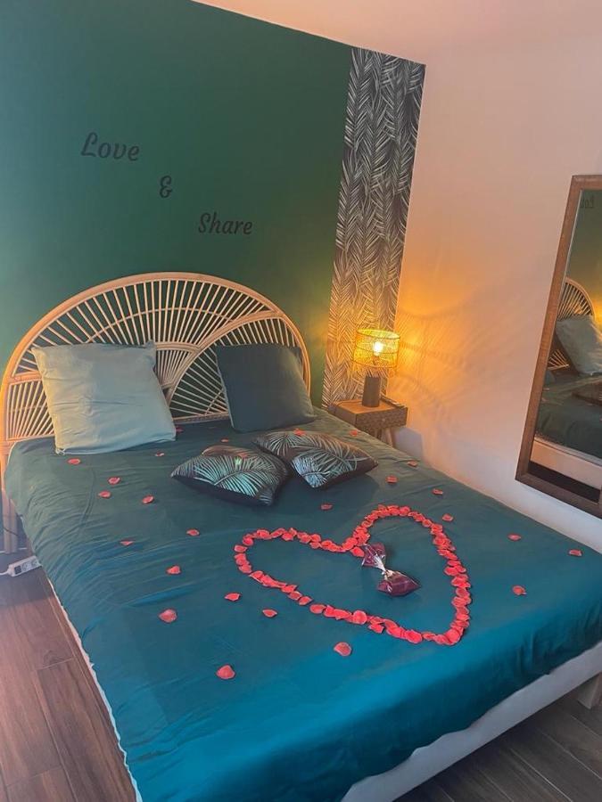 סנון Suite Cosy&Jacuzzi מראה חיצוני תמונה